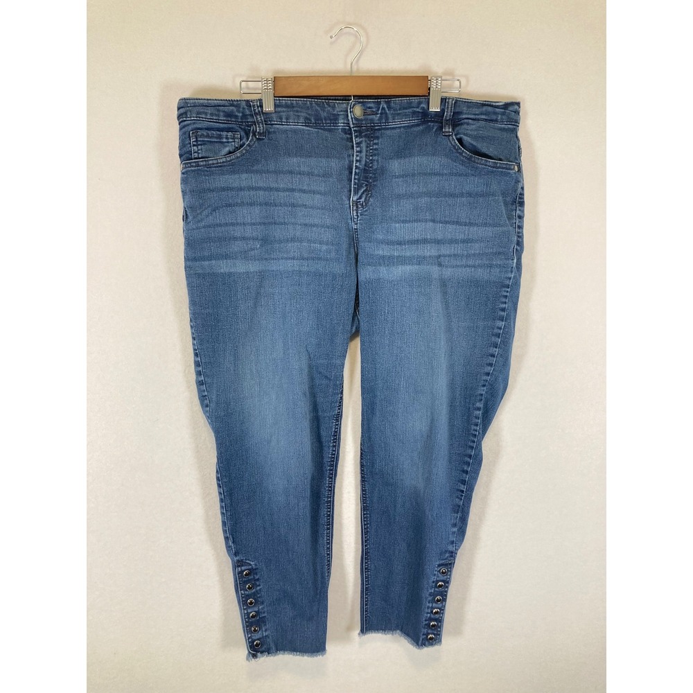 Boho cj banks Women 18W Blue‎ Snap Side Slit Raw Hem Cropped Jeans